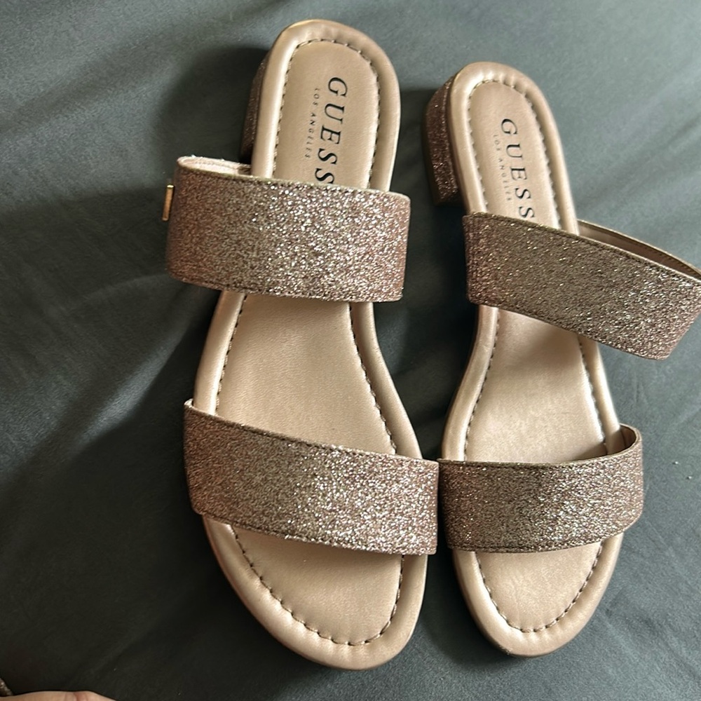 Guess sandal